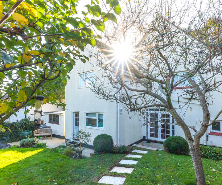 River View dining area looking over the river