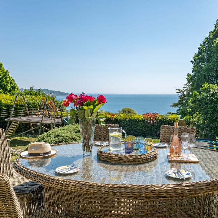 10. Patio.jpg