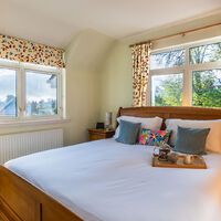 11. Master Bed 1.jpg