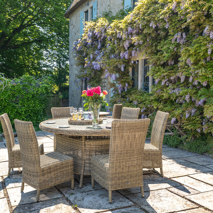 11. Patio.jpg