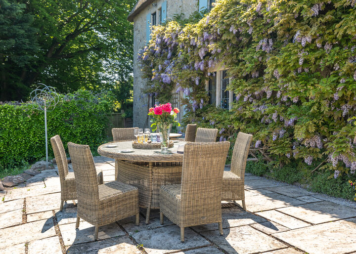 11. Patio.jpg