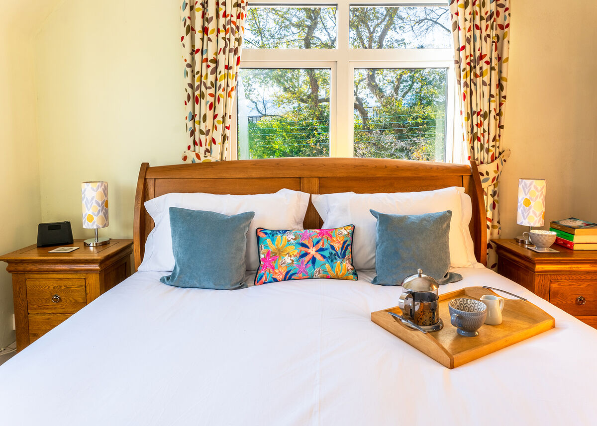 12. Master Bed 2.jpg