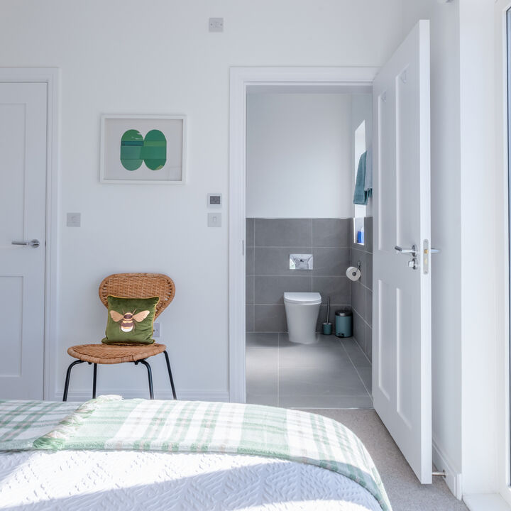 13. Bedroom 1.jpg