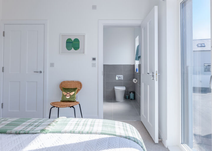13. Bedroom 1.jpg