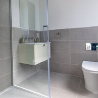 14. Bedroom 1 Ensuite.jpg