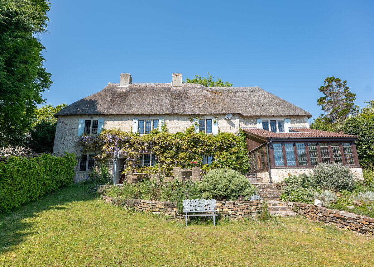 14. House and Garden.jpg