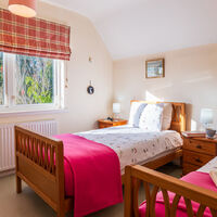 15. Twin Bedroom 1.jpg