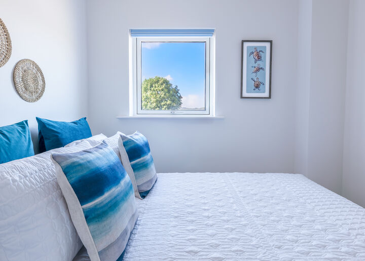17. Bedroom 2.jpg