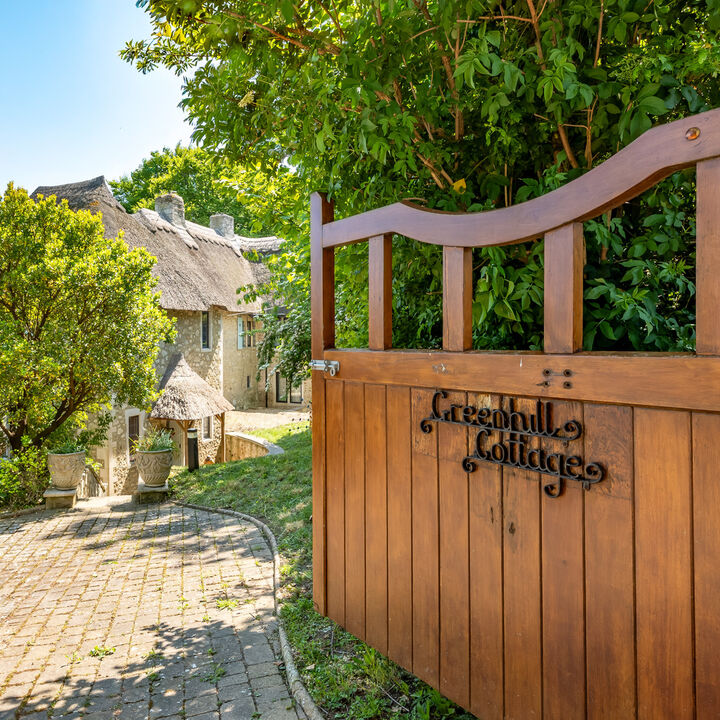 21. Driveway Entrance.jpg