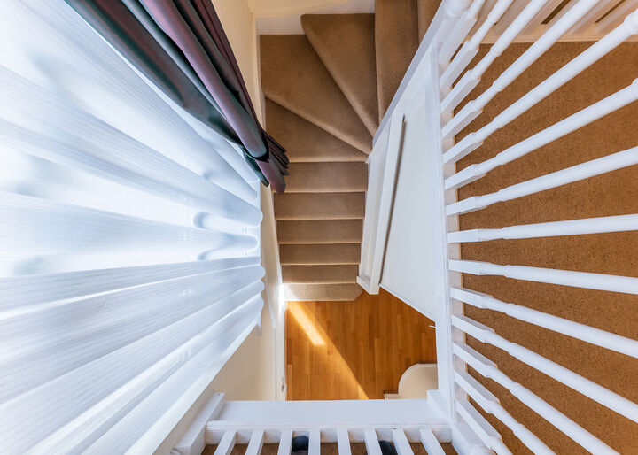 21. Staircase.jpg
