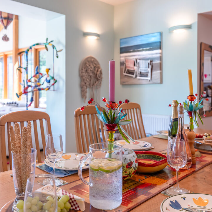 30. Dining Room.jpg