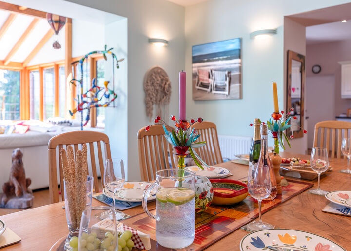 30. Dining Room.jpg