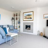 4. Living Room 2.jpg