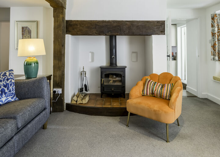 6. Front Room.jpg