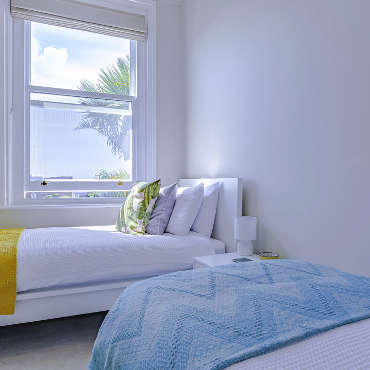 7 - Twin Bed.jpg