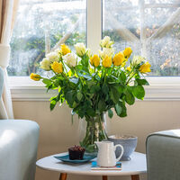 8. Front Room Flowers.jpg