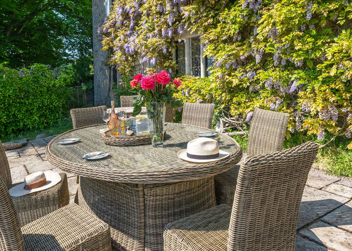 8. Patio.jpg